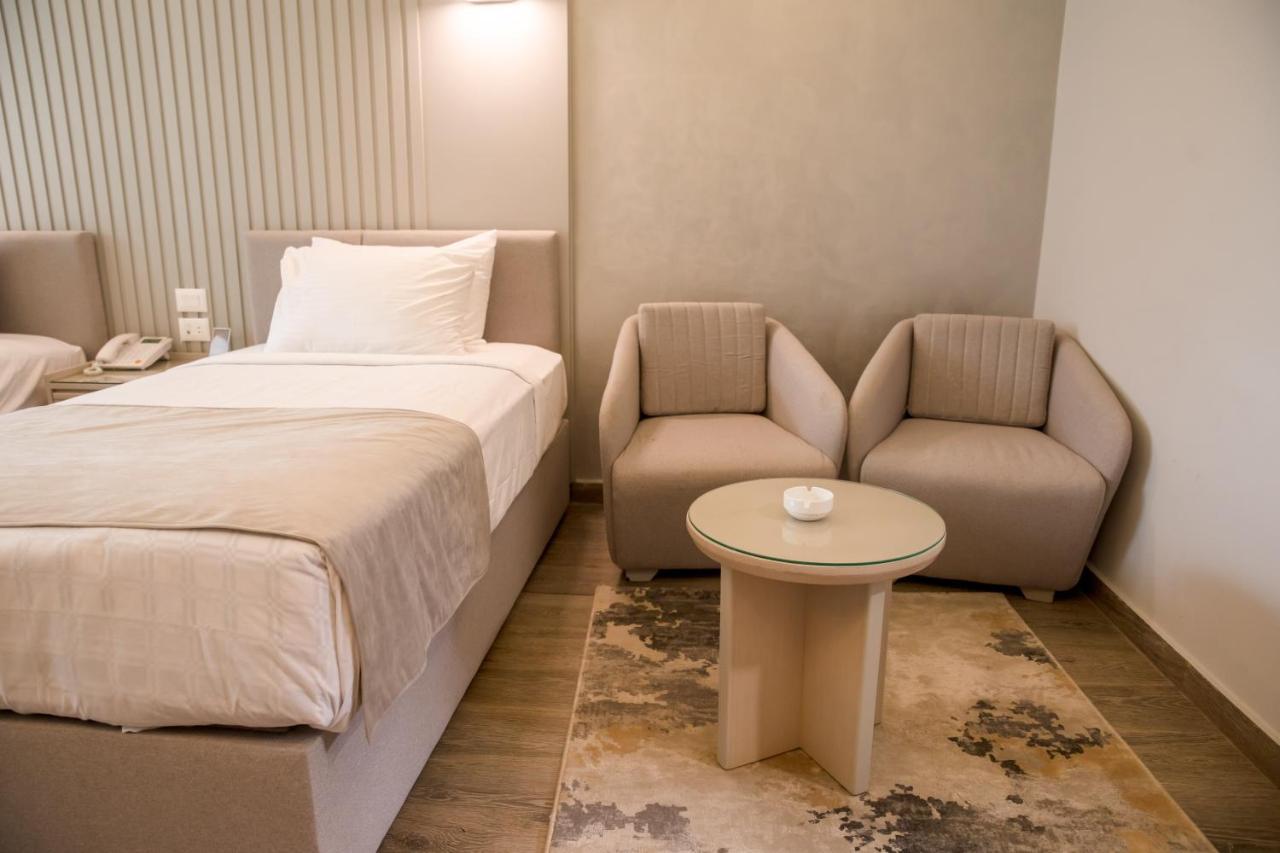 Nile Club Hotel Kairo Bagian luar foto